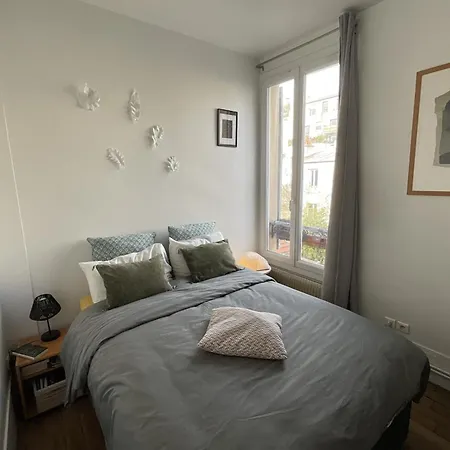 Amazing Duplex In Apartment